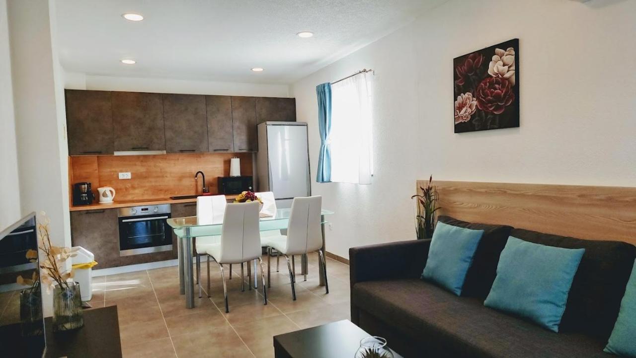Dorijini Dvori Bed and Breakfast Baška Voda Εξωτερικό φωτογραφία