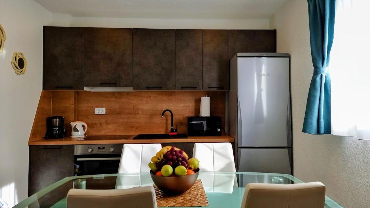 Dorijini Dvori Bed and Breakfast Baška Voda Εξωτερικό φωτογραφία