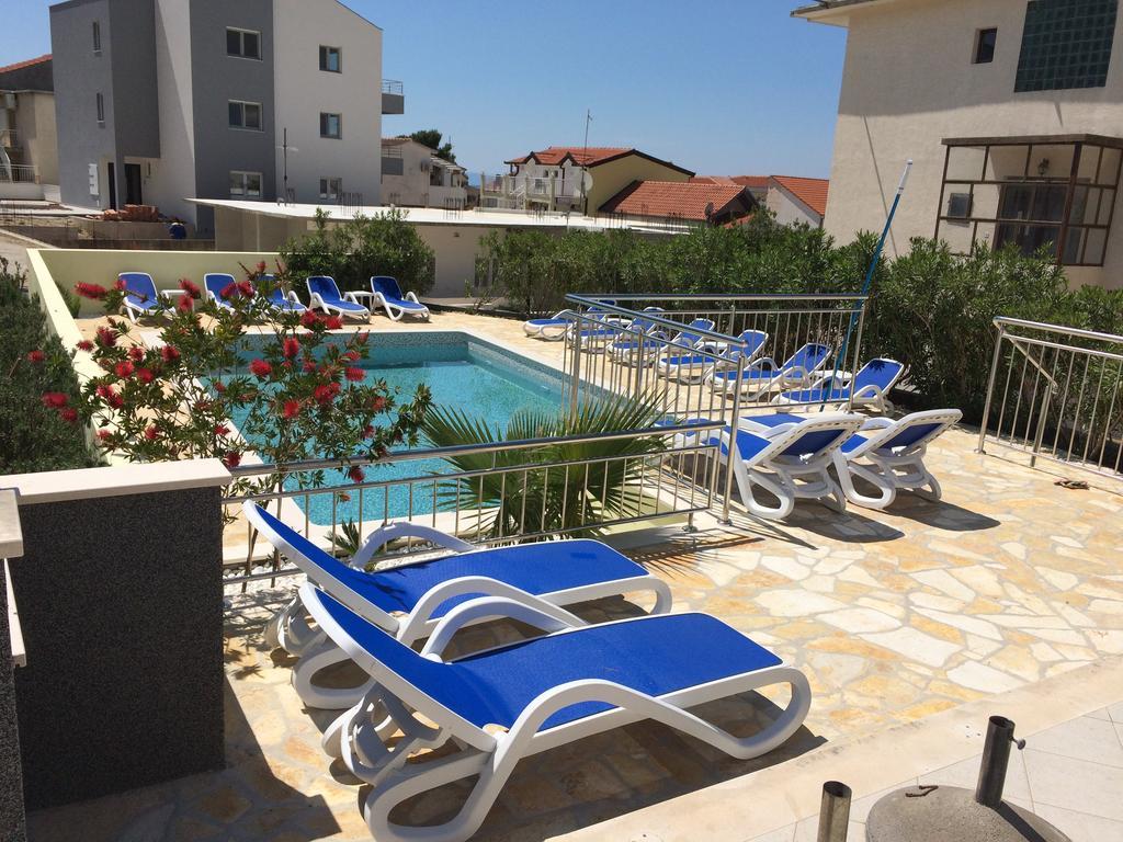 Dorijini Dvori Bed and Breakfast Baška Voda Εξωτερικό φωτογραφία