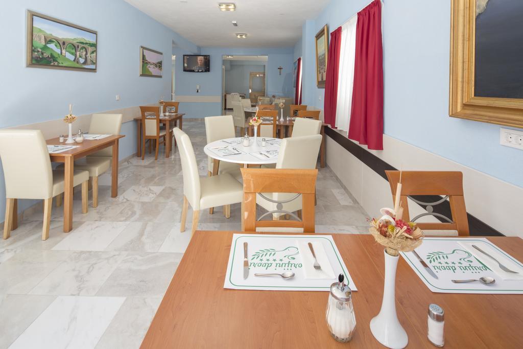 Dorijini Dvori Bed and Breakfast Baška Voda Εξωτερικό φωτογραφία