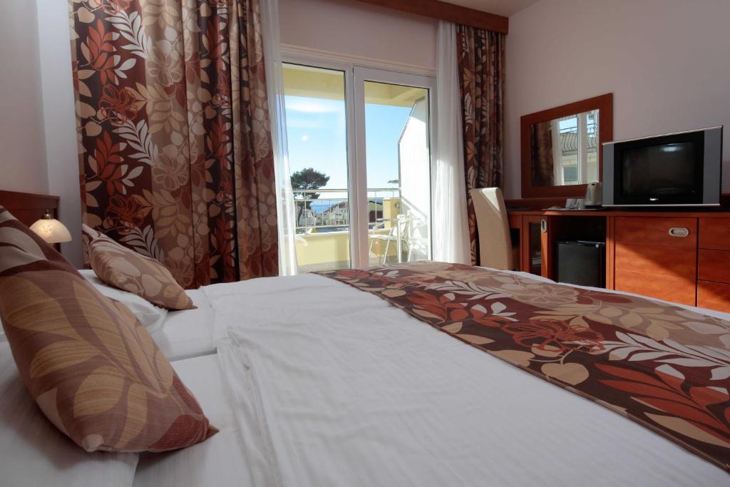 Dorijini Dvori Bed and Breakfast Baška Voda Εξωτερικό φωτογραφία
