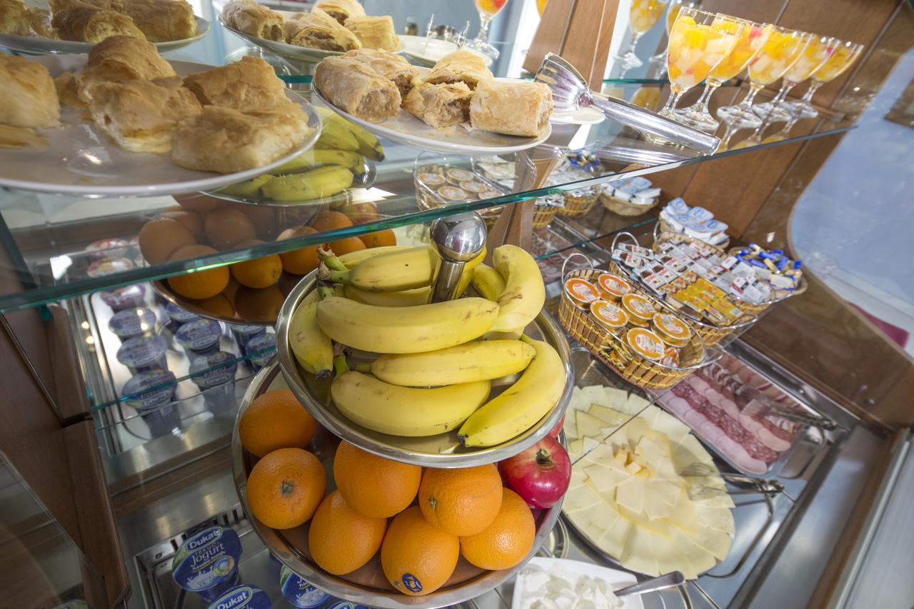 Dorijini Dvori Bed and Breakfast Baška Voda Εξωτερικό φωτογραφία